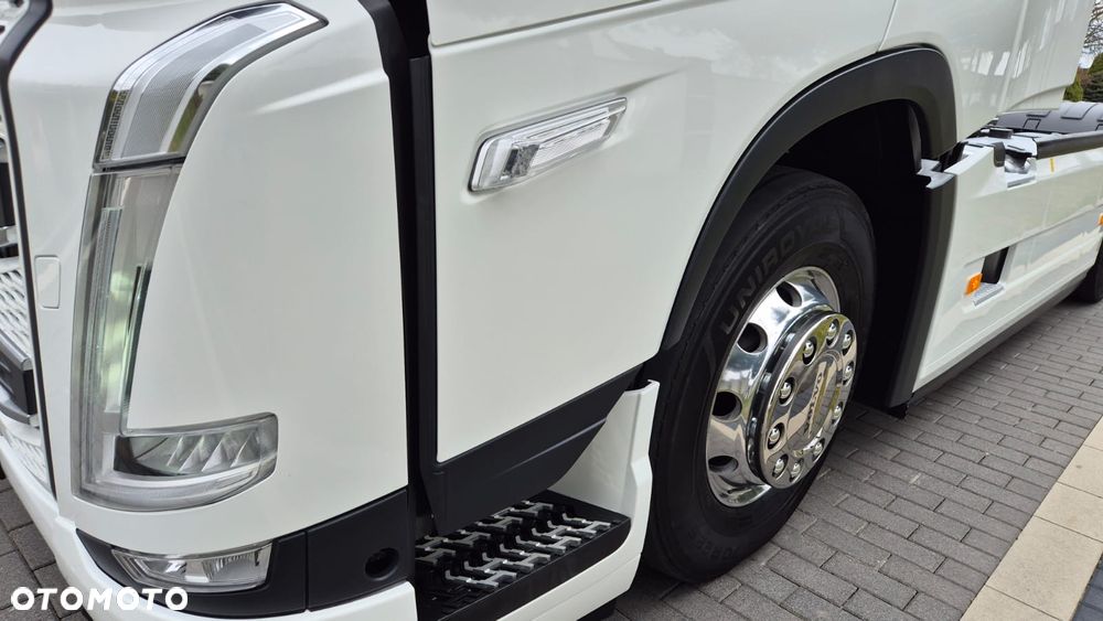 Volvo ///FH///500///2022///1 TURBINA ///JEDYNE 183 TYŚ KM/// GLOBETROTTER///XXL/// KLIMATYZACJA POSTOJOWA/// ZABUDOWY MIĘDZYOSIOWE/// ALUMINIOWE FELGI///FULL LED/// VIRTUAL COCPIT///PEDANTYCZNY  STAN///JAK NOWY - 19