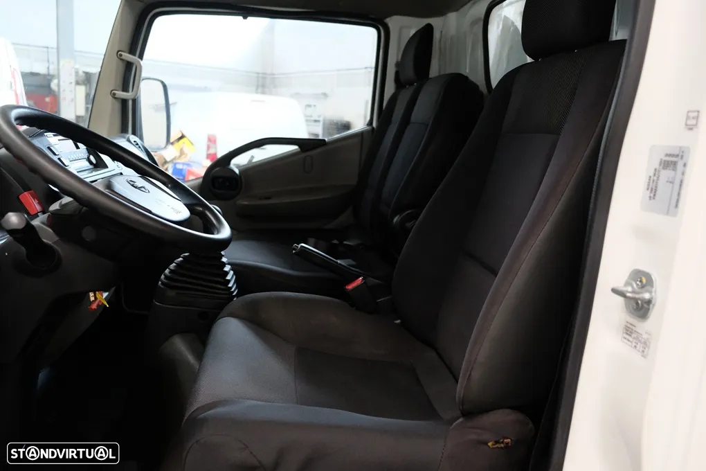 Nissan NT400 3.0DCI 35/13 c/ plataforma Dhollandia - 14