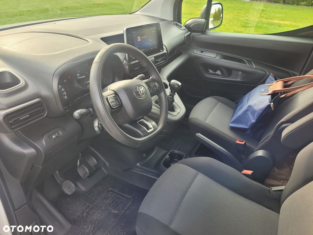Toyota Proace City - 15