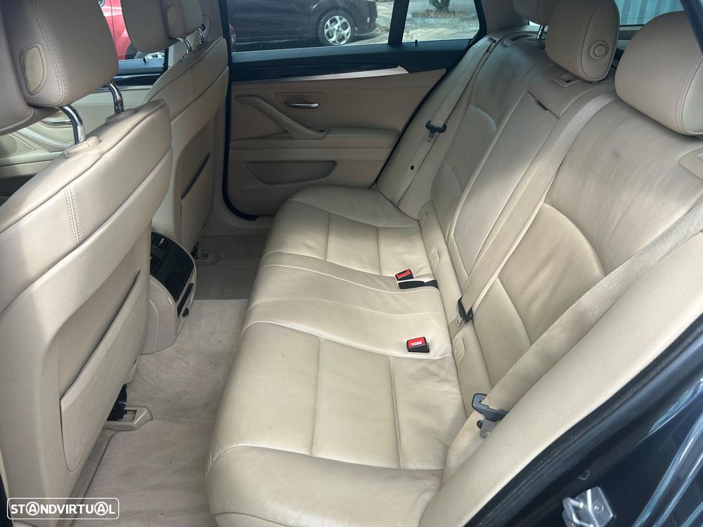 BMW 520 d Exclusive Auto 129g - 21
