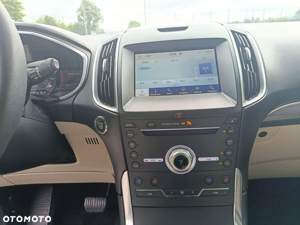 Ford Edge - 21