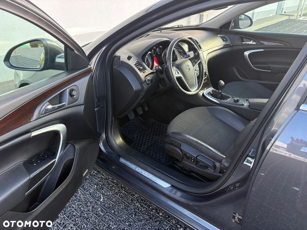 Opel Insignia - 13