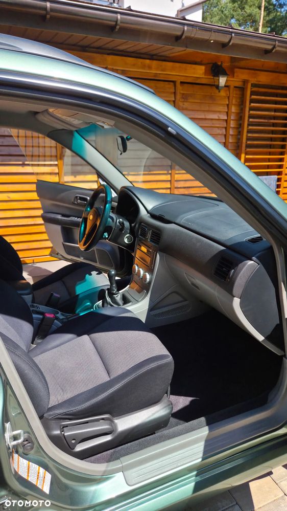 Subaru Forester 2.0 X - 35
