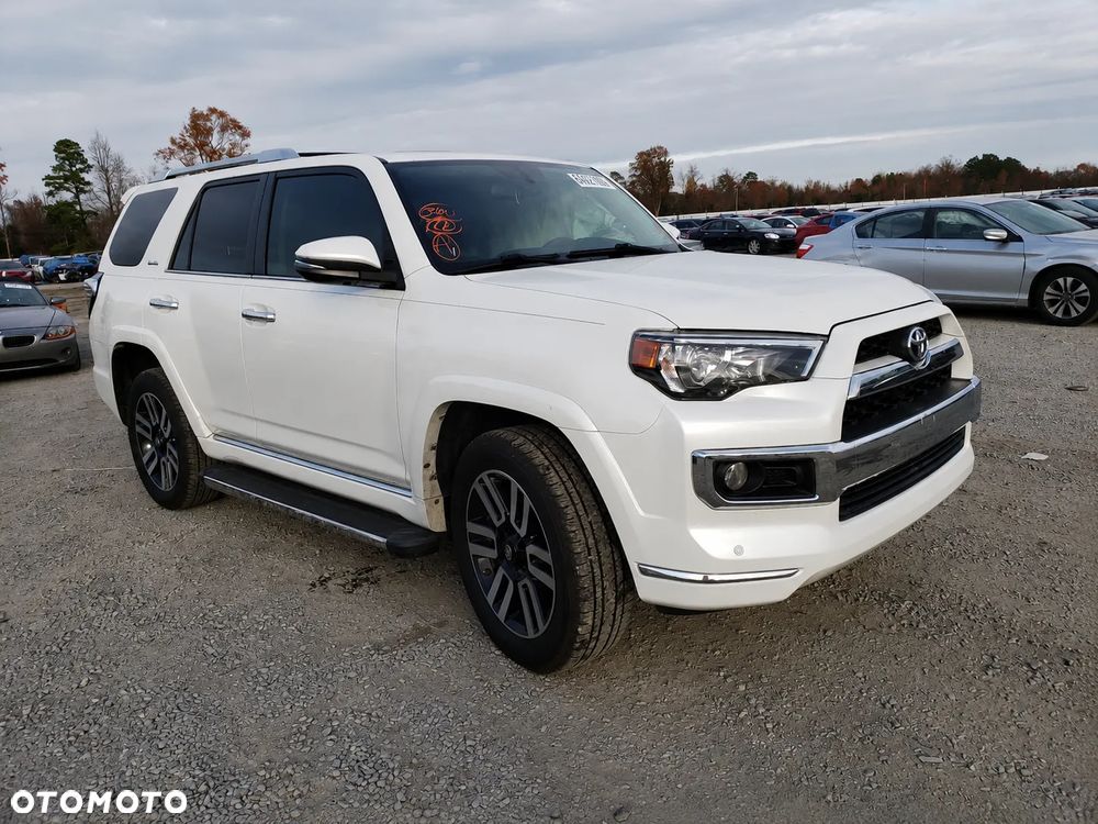 Toyota 4-Runner - 17