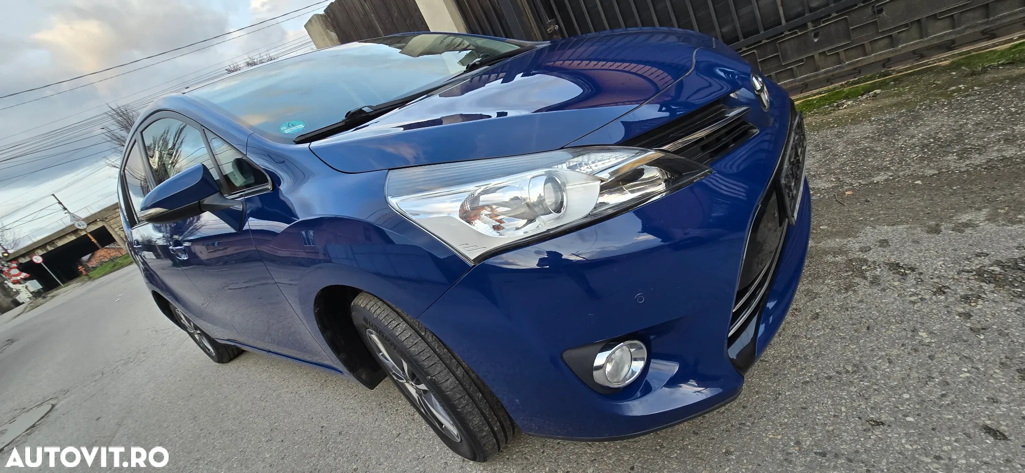 Toyota Verso 1.6 D-4D 7-Sitzer Start/Stop Executive - 2