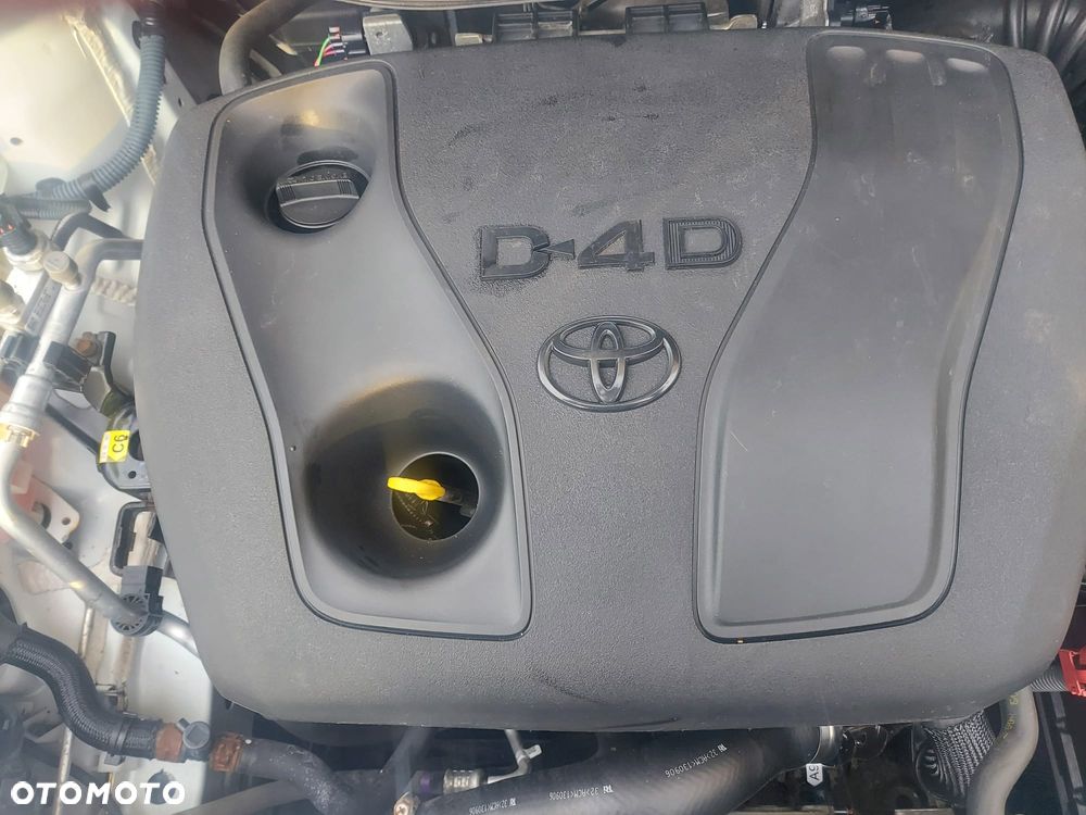 Toyota Auris 1.4 D-4D Design Edition - 17