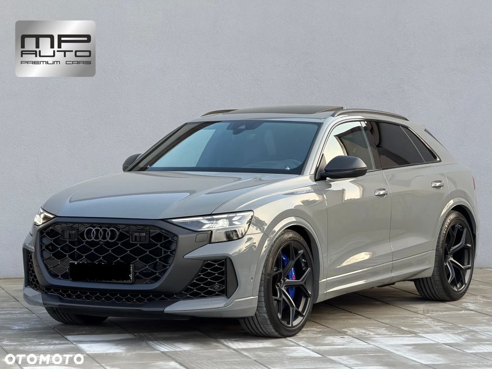 Audi RS Q8 - 1