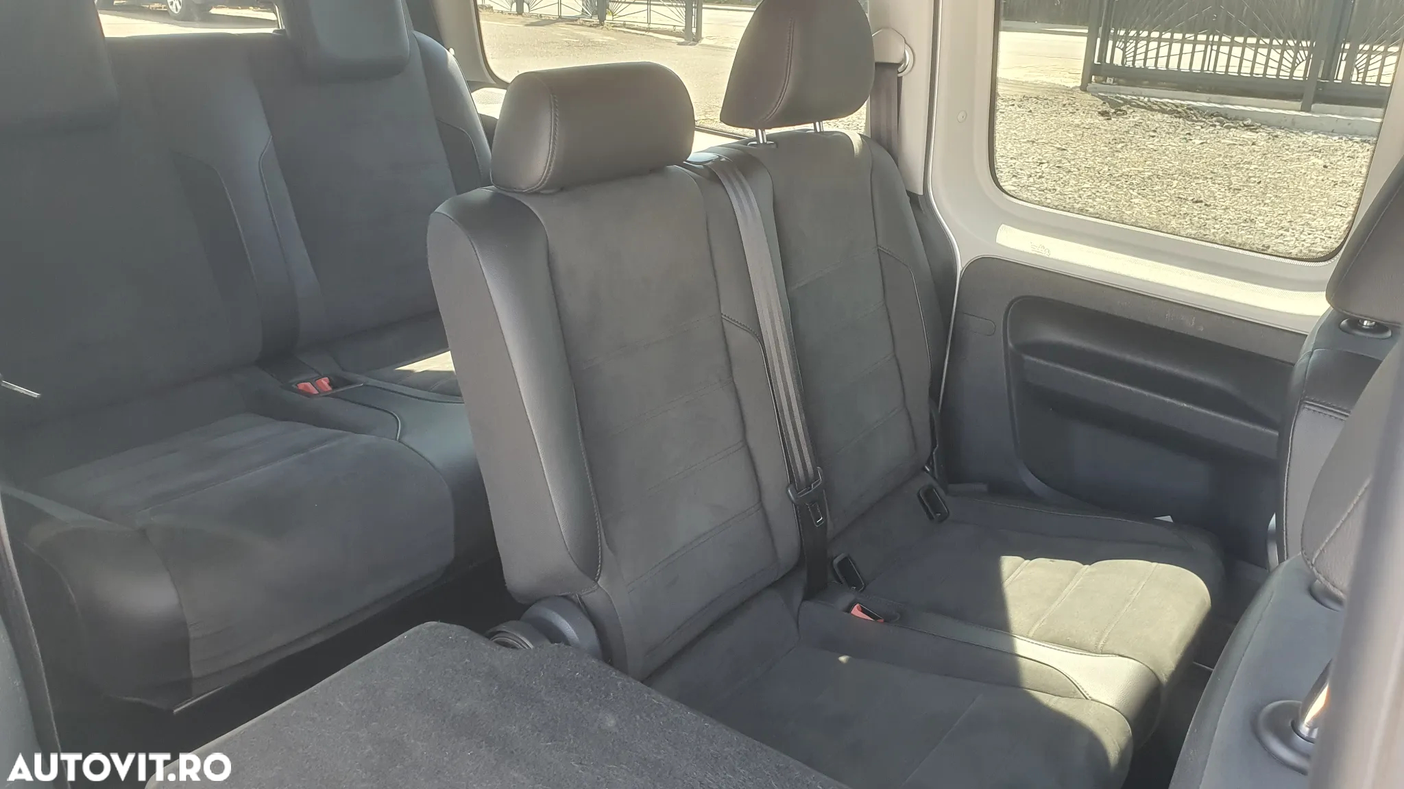 Volkswagen Caddy 2.0 TDI Maxi DSG 4M - 14
