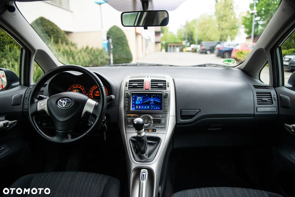 Toyota Auris 1.33 VVT-i Premium - 26