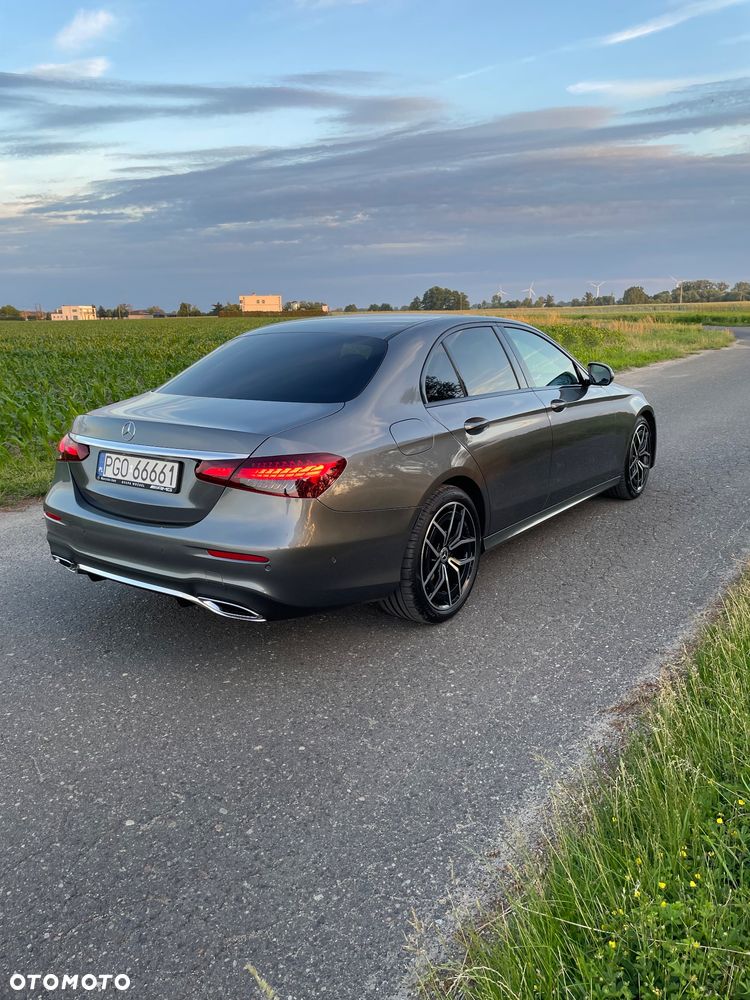 Mercedes-Benz Klasa E 220 d 4-Matic AMG - 10