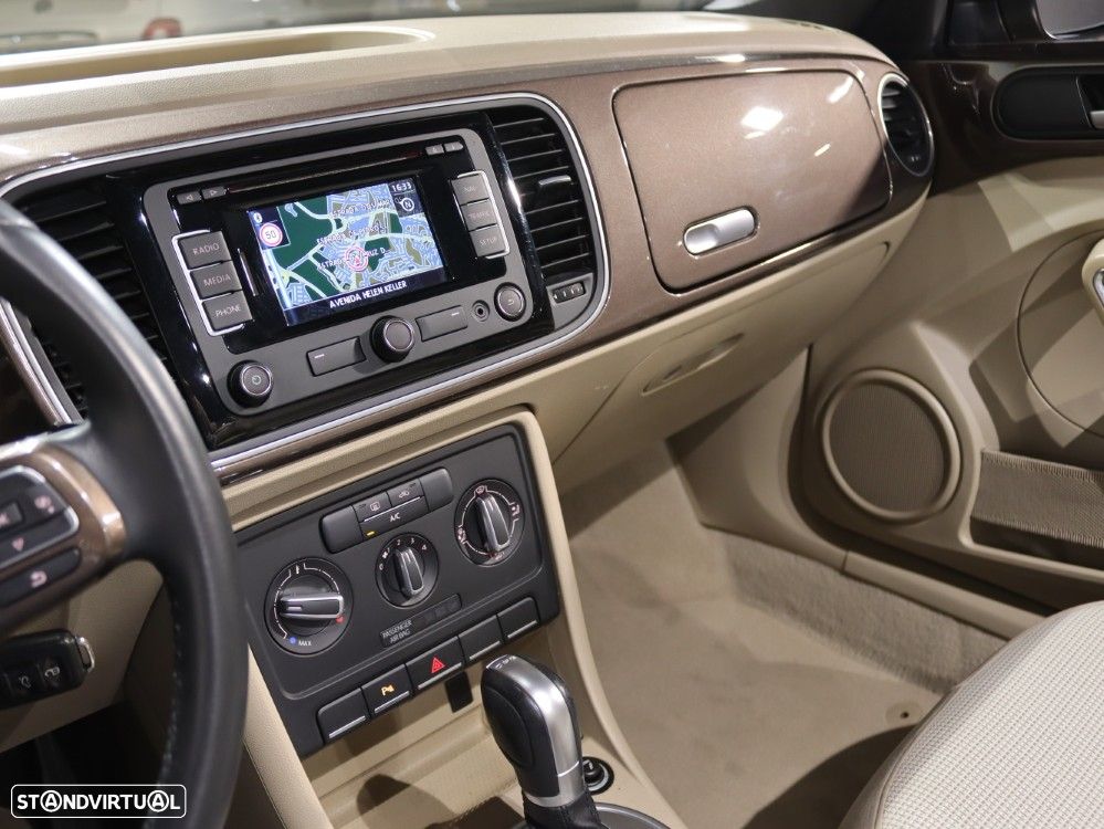 VW New Beetle Cabriolet 1.4 TSI Sport DSG - 38