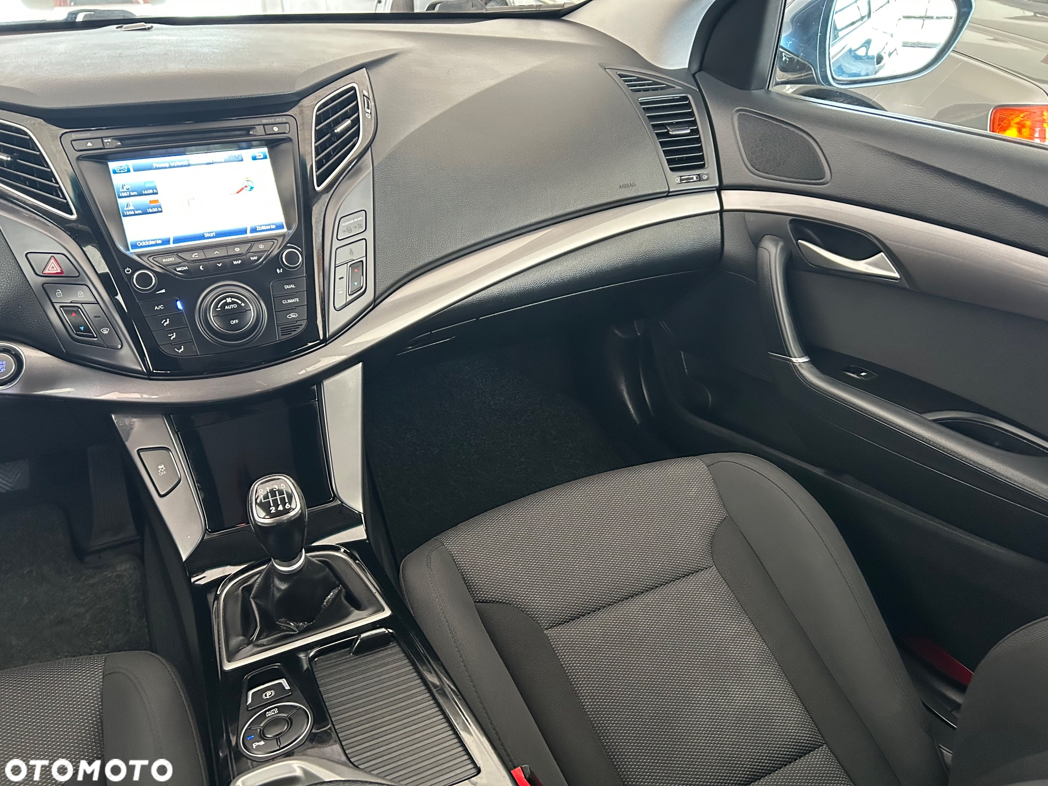 Hyundai i40 i40cw 1.7 CRDi blue Style - 23
