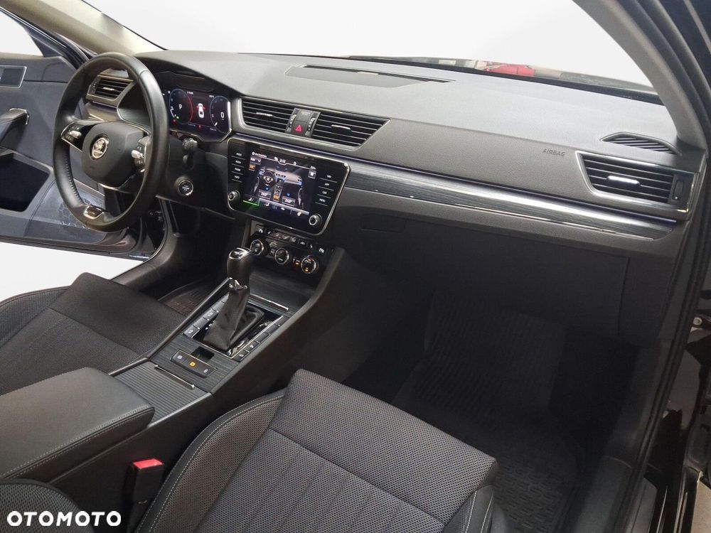 Skoda Superb 2.0 TDI SCR 4x4 Style DSG - 30
