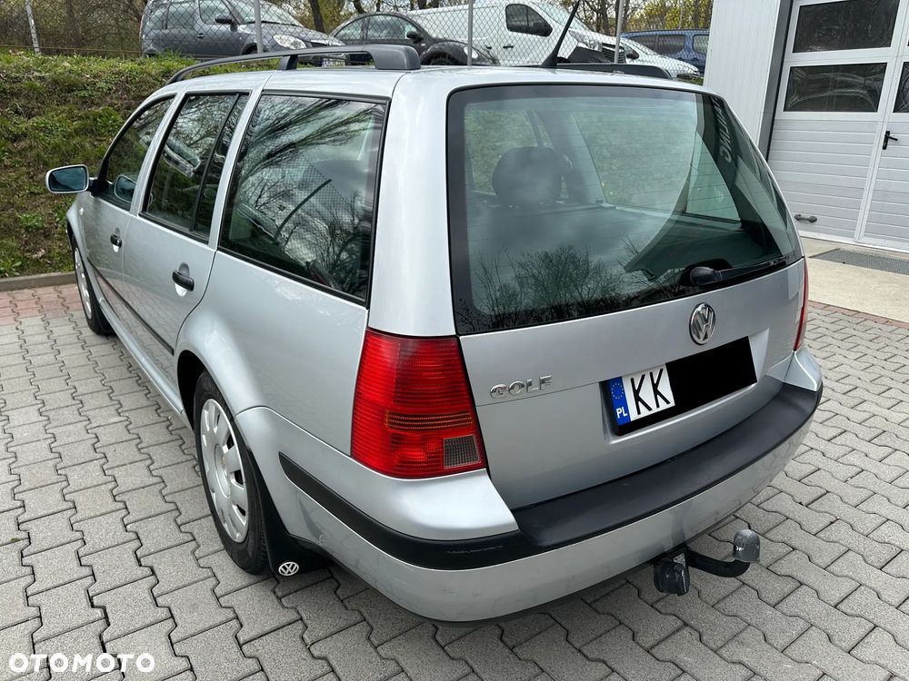 Volkswagen Golf 1.6 Basis - 5