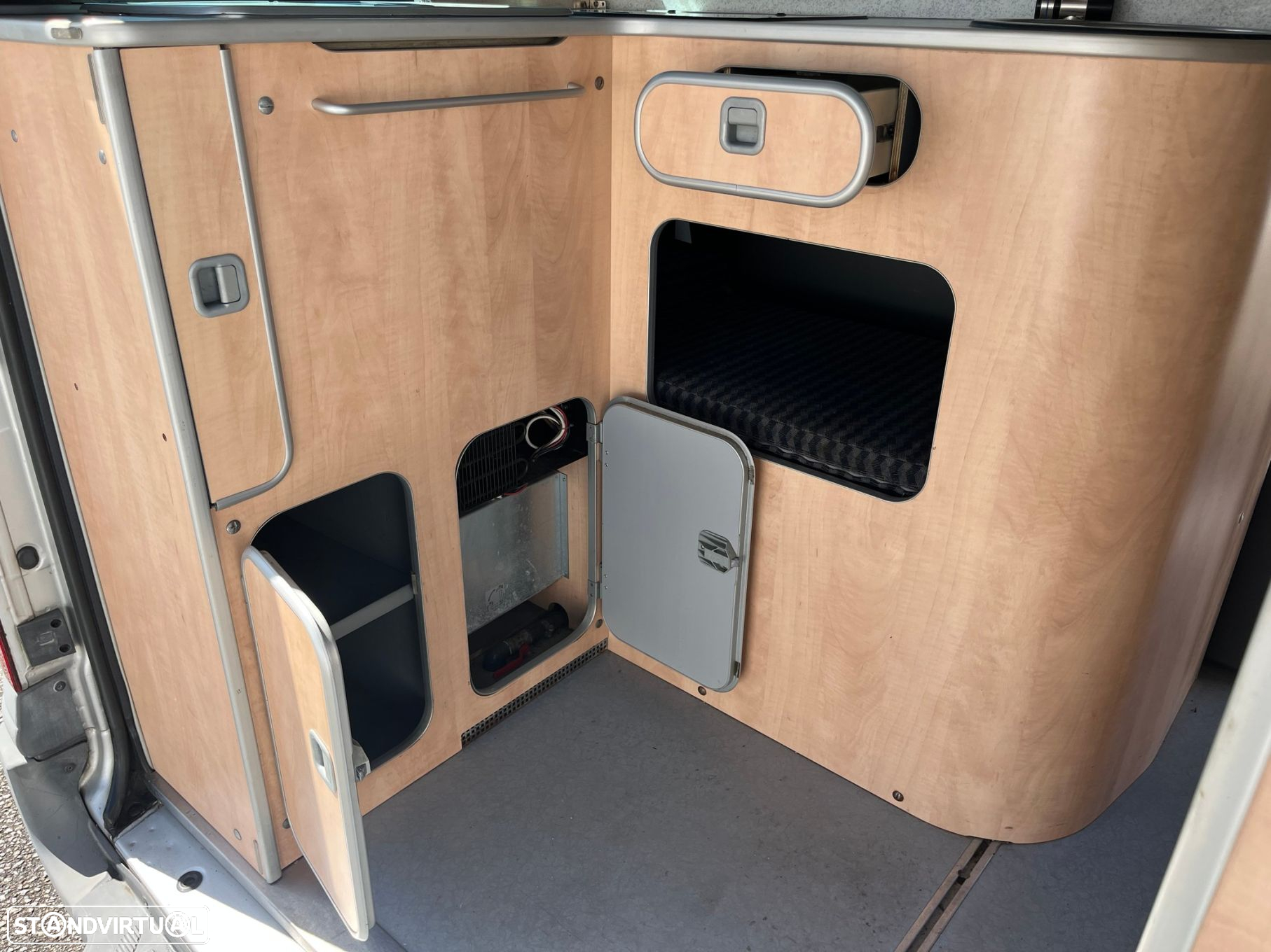 Ford Transit Outro - 38