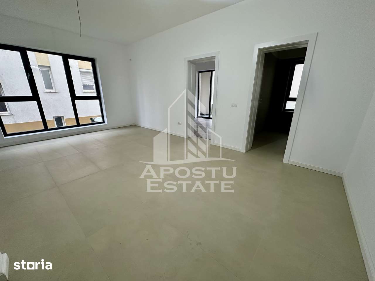 Apartament cu 2 camere, etaj 1, zona Planetelor — fotografia 3