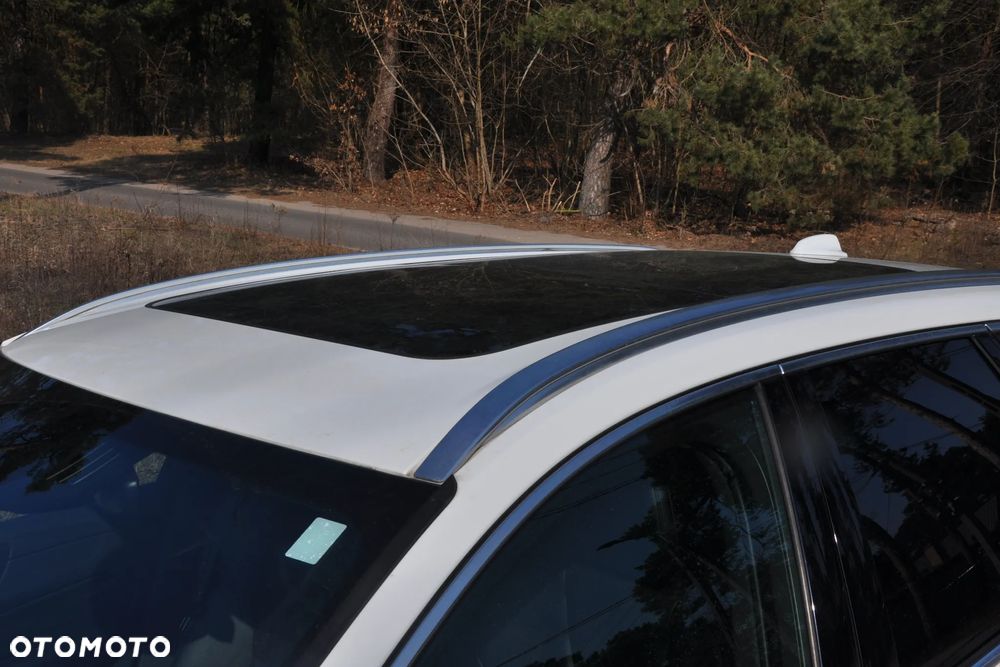 Volvo XC 60 T5 GPF AWD Momentum - 9