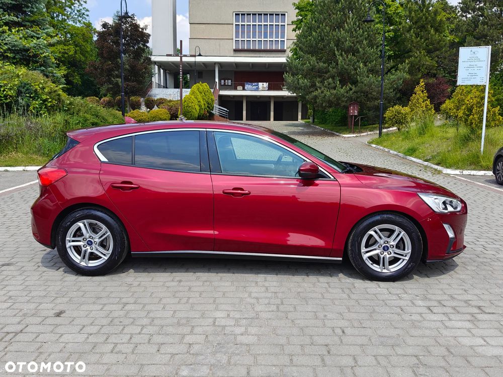 Ford Focus 1.0 EcoBoost Titanium ASS - 9
