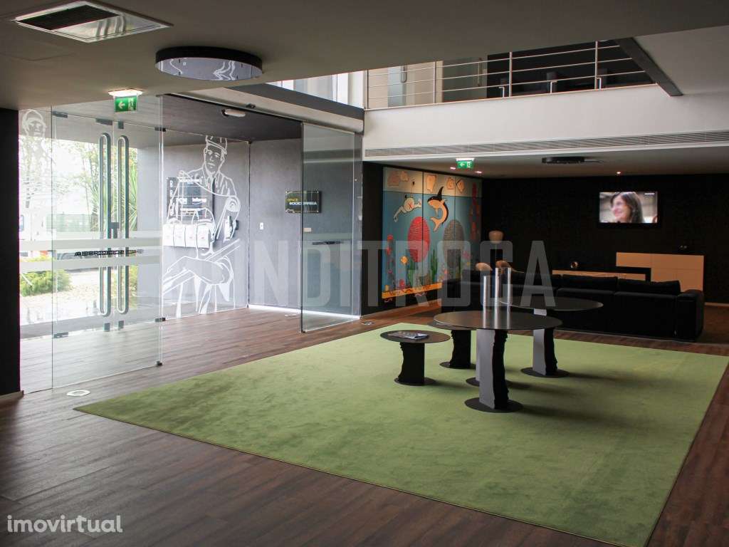 Armazém Arrendamento Braga - Grande imagem: 2/5