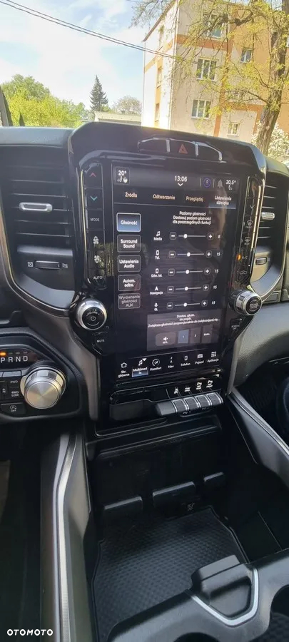 RAM 1500 Crew Cab Sport - 33