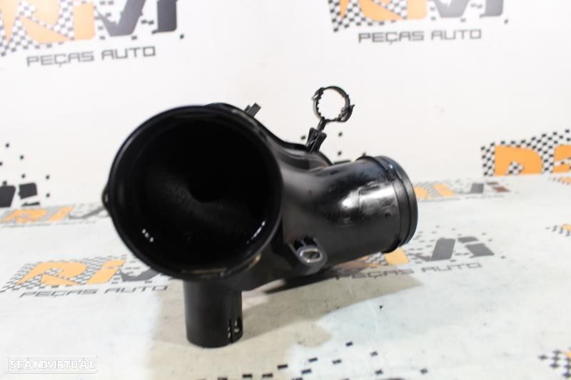 Tubo De Admissão Bmw 1 (F20)  8513961 / 8 513 961 / 586509 - 5