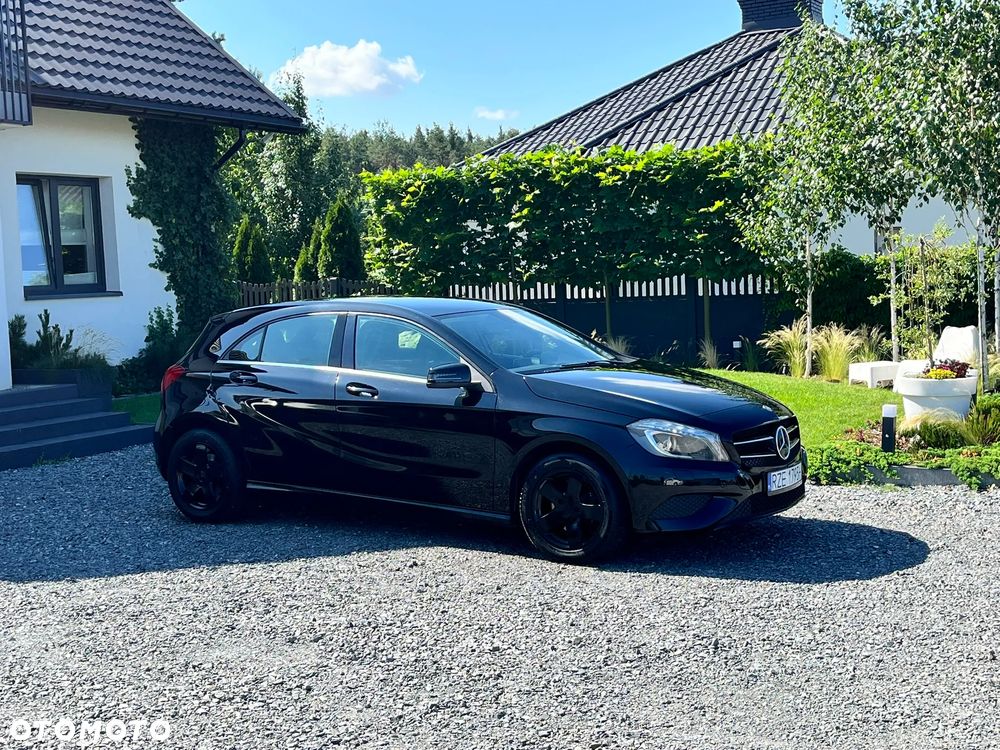 Mercedes-Benz Klasa A 180 BlueEfficiency Edition - 3