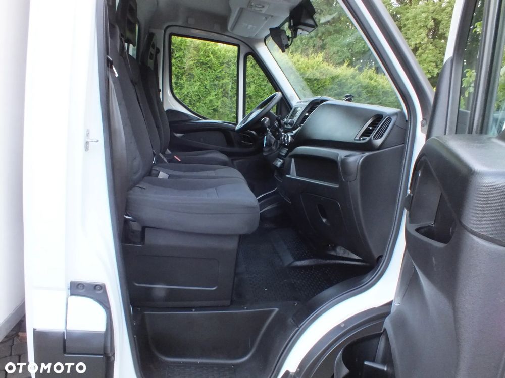 Iveco Daily - 24