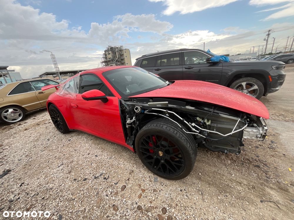 Porsche 911 Carrera PDK - 11