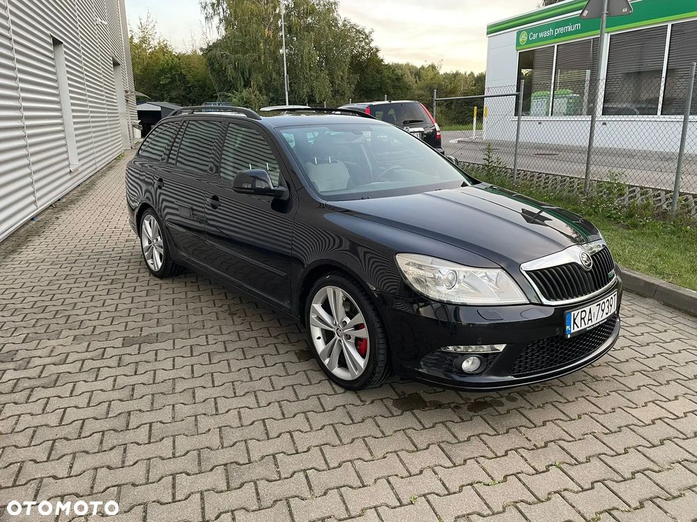 Skoda Octavia 2.0 TDI DPF RS - 2