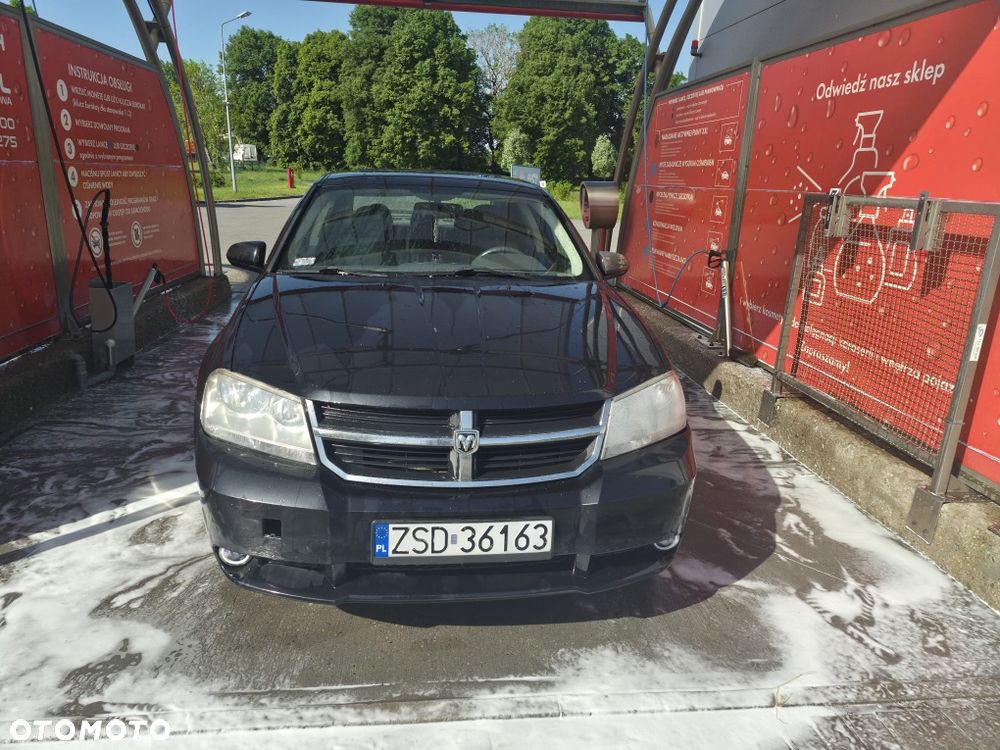 Dodge Avenger - 1