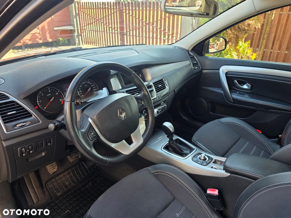 Renault Laguna dCi 150 FAP Bose - 20