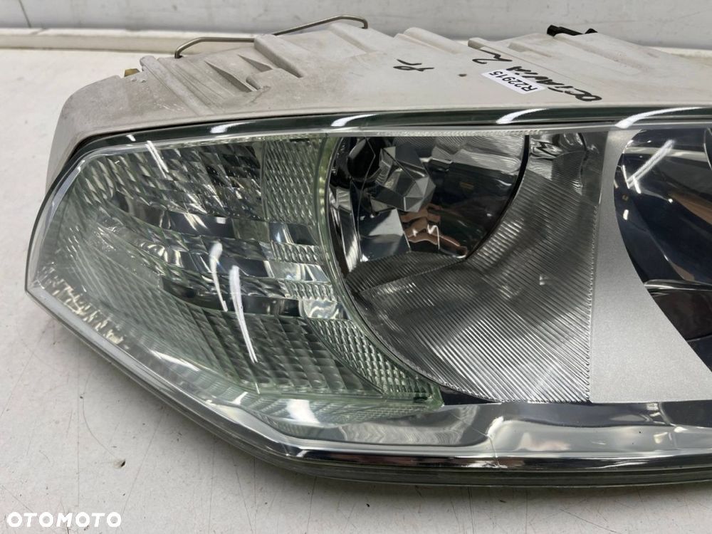 Lampa reflektor Skoda Octavia 2 II 04-08r. prawa przednia Europa zwykła H7 H1 oryginal - 4