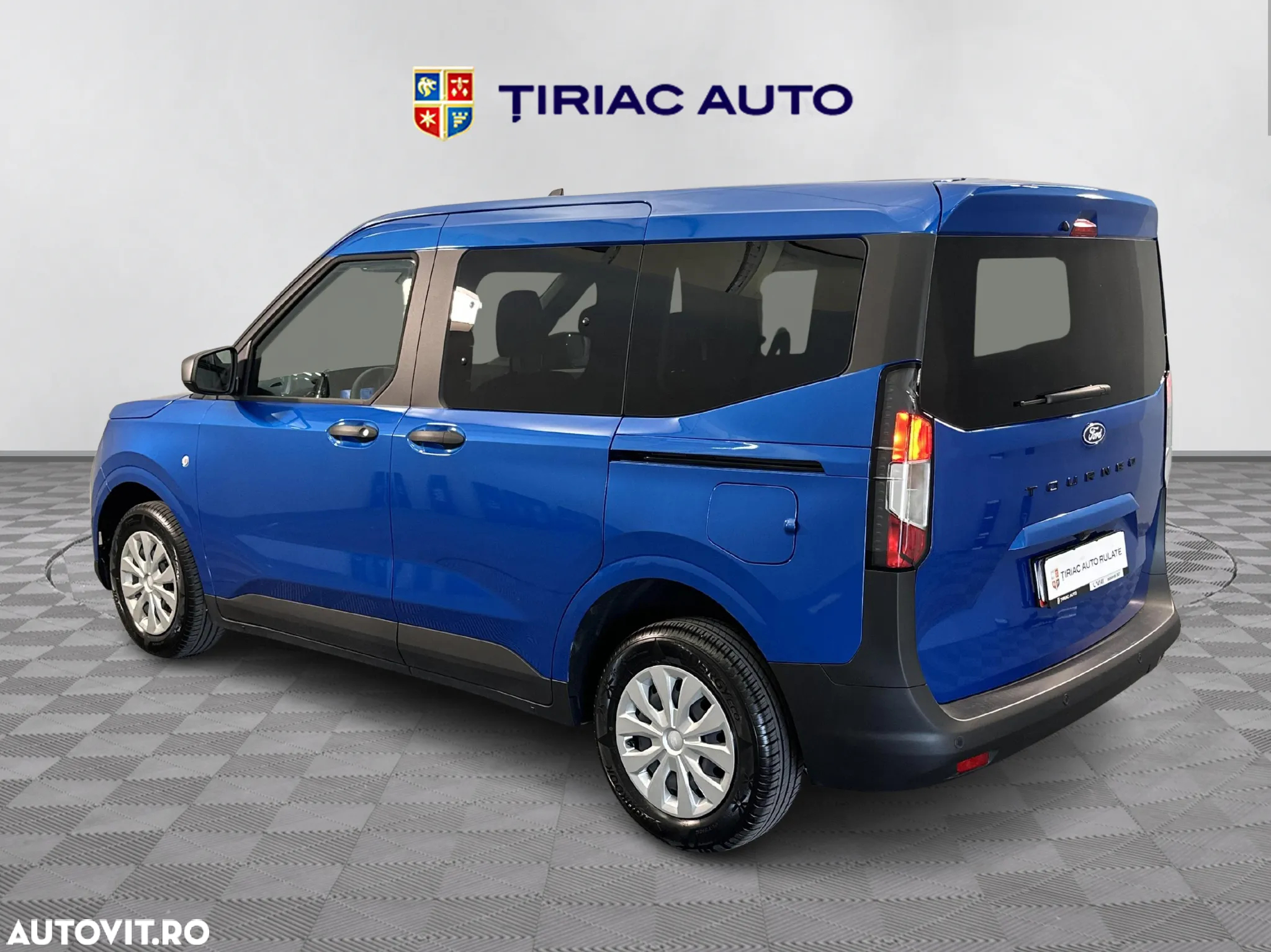 Ford Tourneo Courier - 3