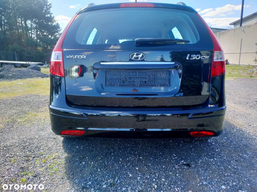 Hyundai i30 1.4 Base + World Cup - 6