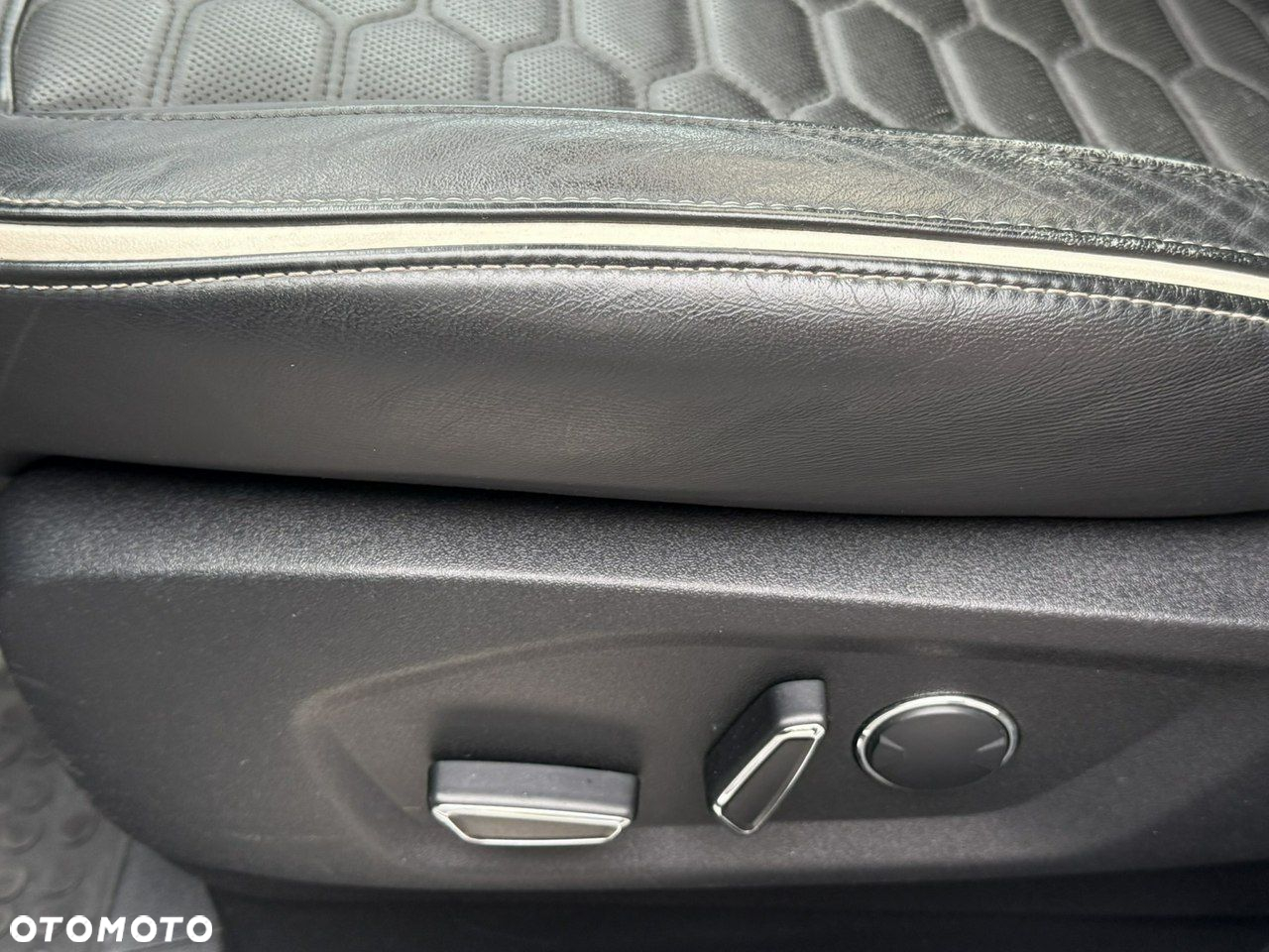Ford S-Max 2.0 TDCi Vignale PowerShift - 13