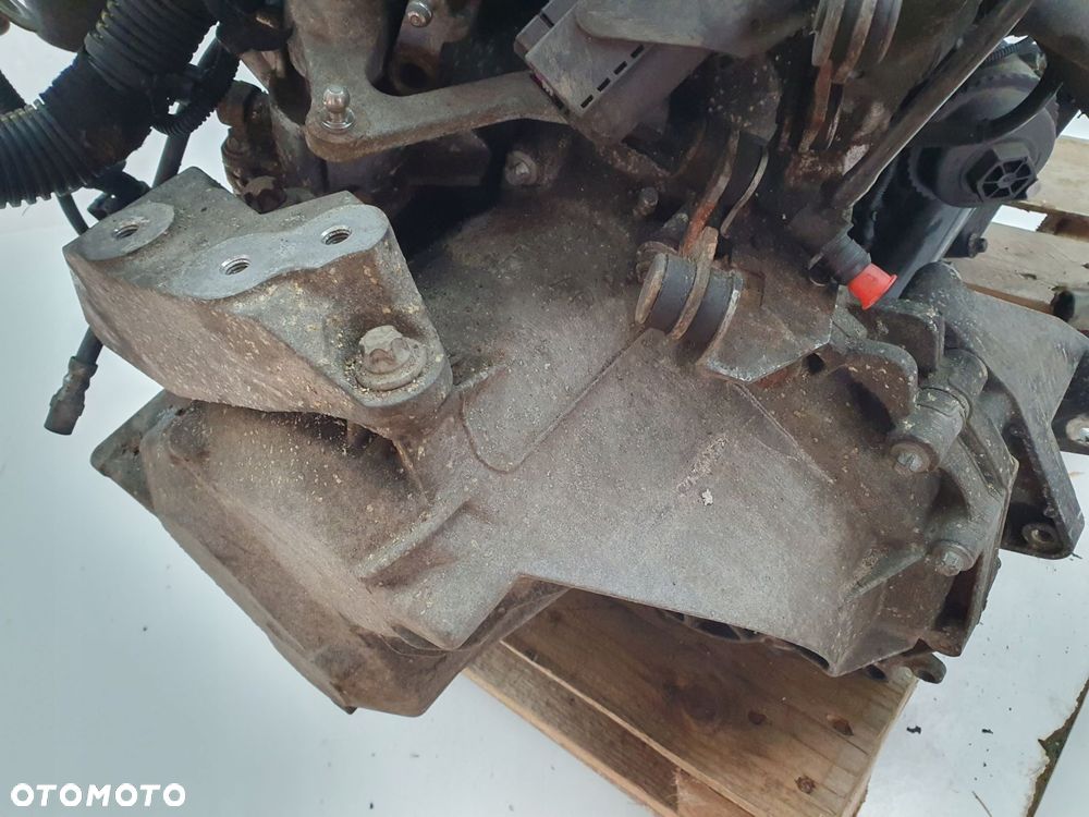 SILNIK KOMPLET Opel Vectra C 1.9 CDTI 16V 150KM sprawny Z19DTH - 10