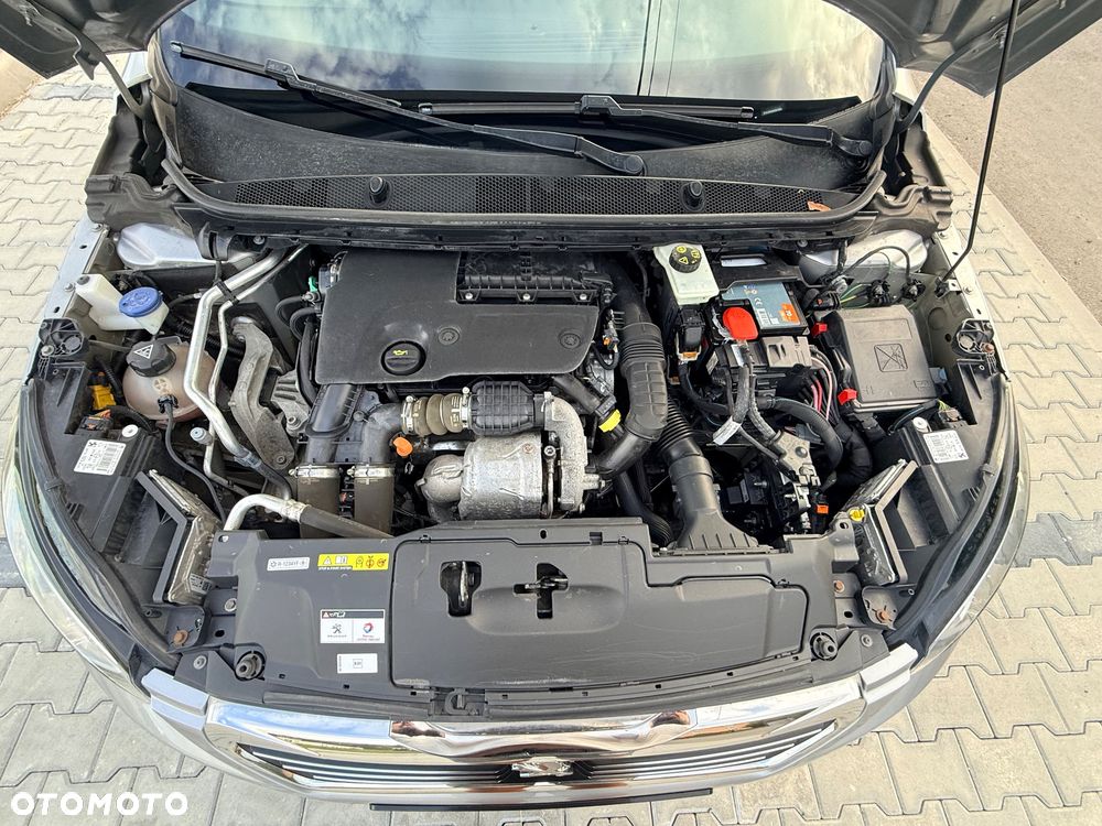 Peugeot 308 BlueHDi FAP 120 Stop&Start GT-Line Edition - 39