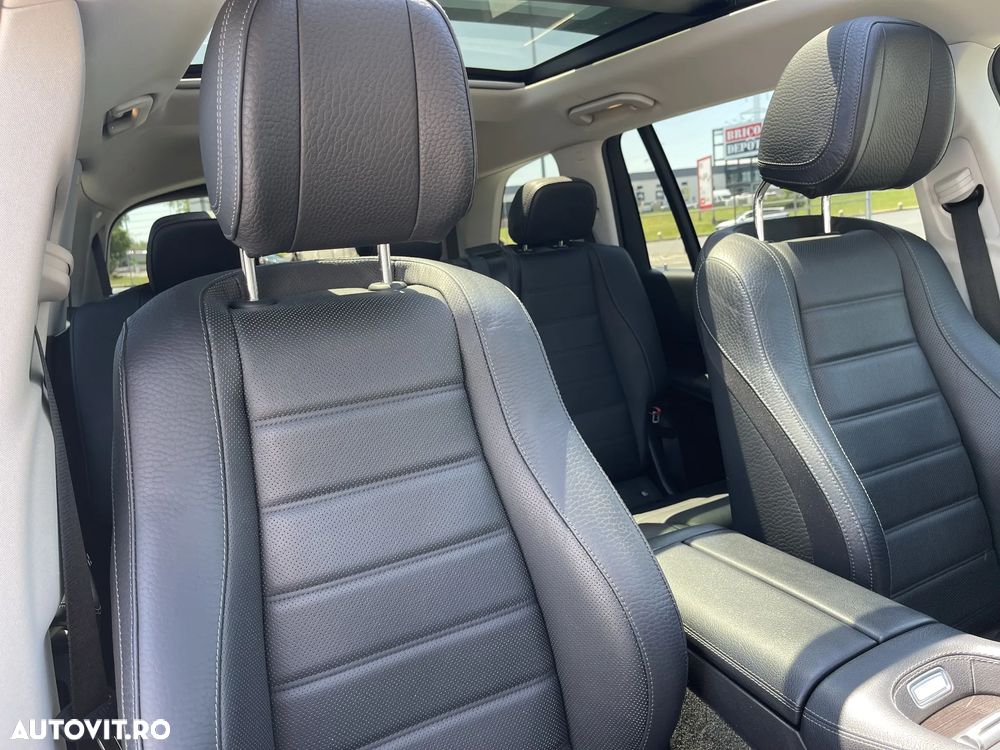 Mercedes-Benz GLS - 29