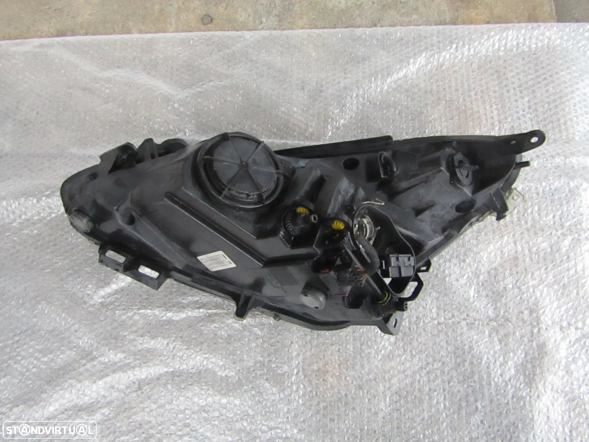 Farol Opel corsa D ano 2007 a 2010 original lado direito(ver detalhes) - 4