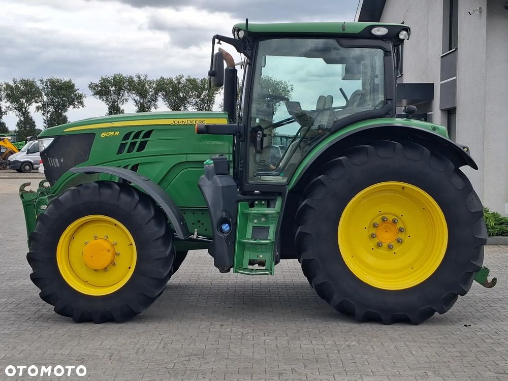 John Deere 6135 R - 2