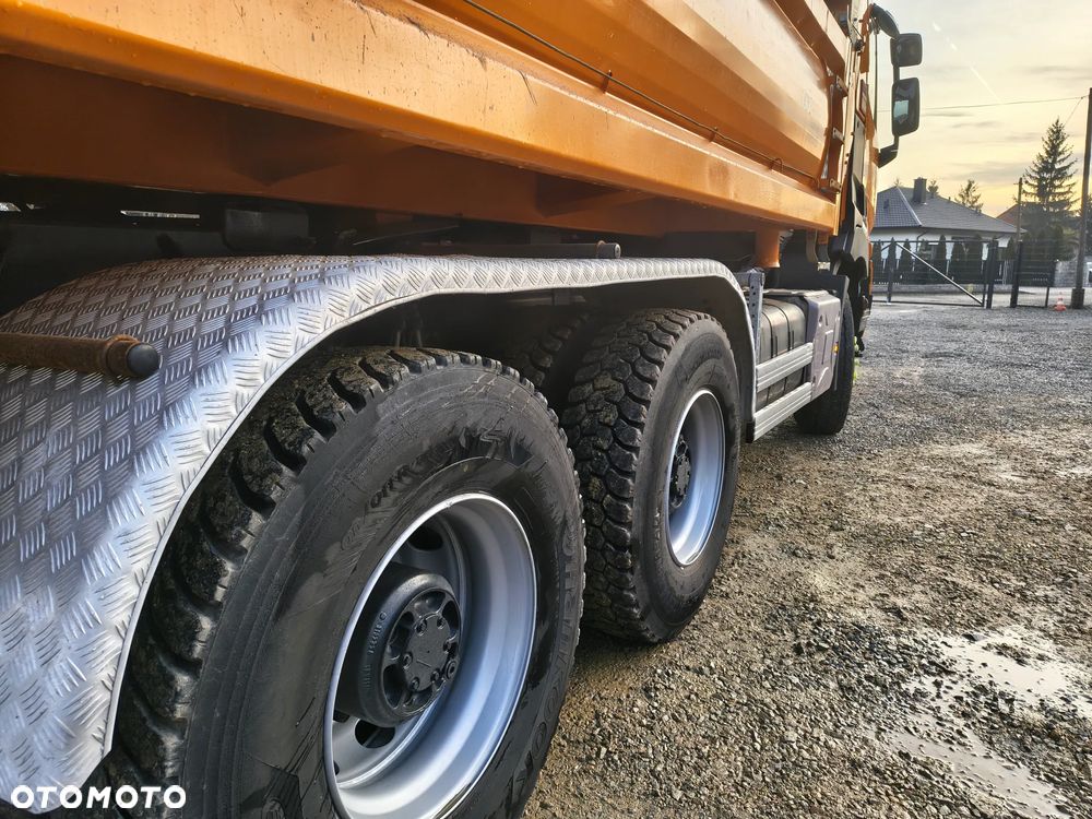 Renault C460 Wywrotka 6x4 hydroburta - 11