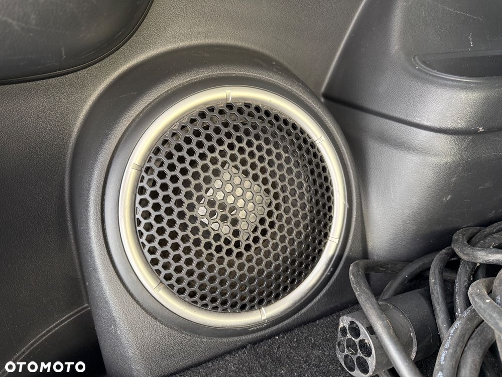 Mitsubishi Outlander 2.0 4WD Top - 22