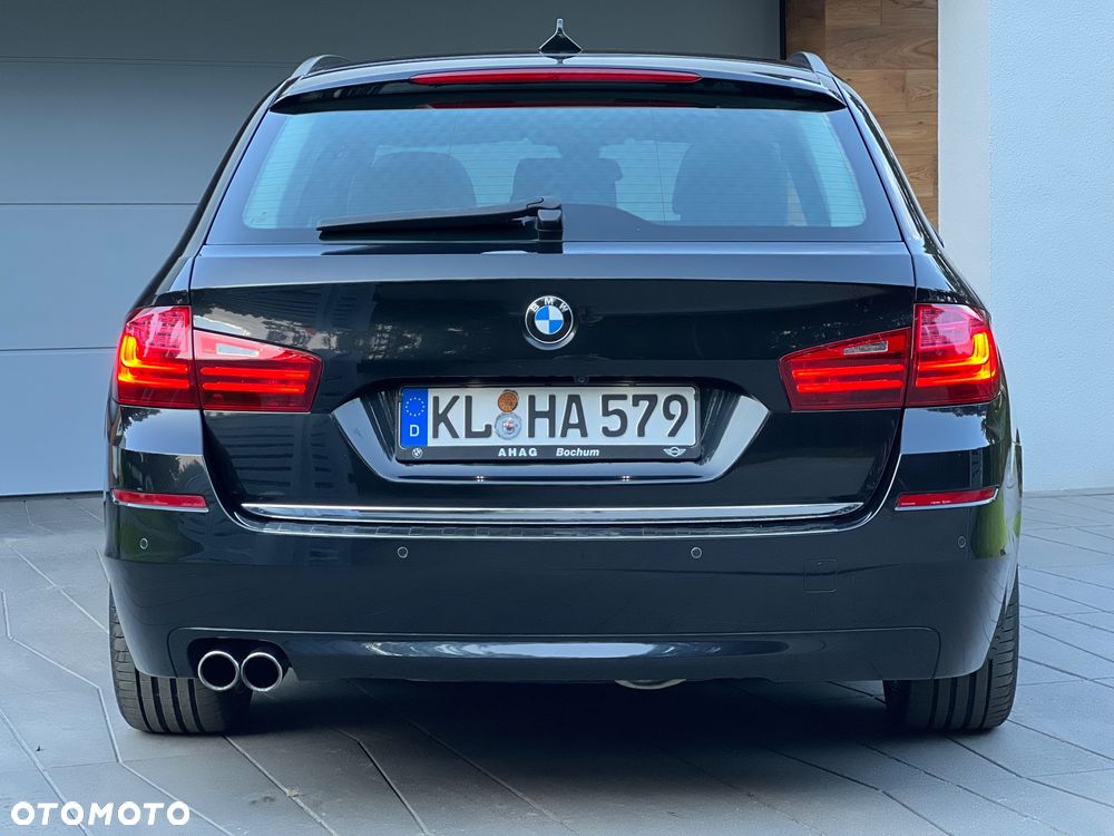 BMW Seria 5 525d Touring Sport-Aut Luxury Line - 27
