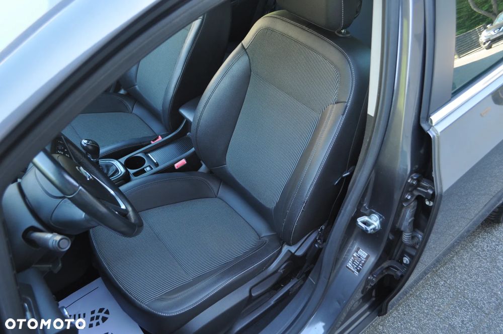 Opel Astra 1.4 Turbo Cosmo - 21