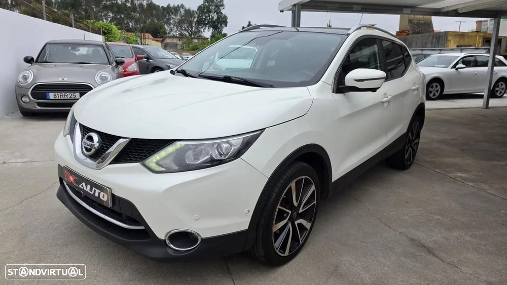 Nissan Qashqai 1.6 dCi N-Connecta Led - 2