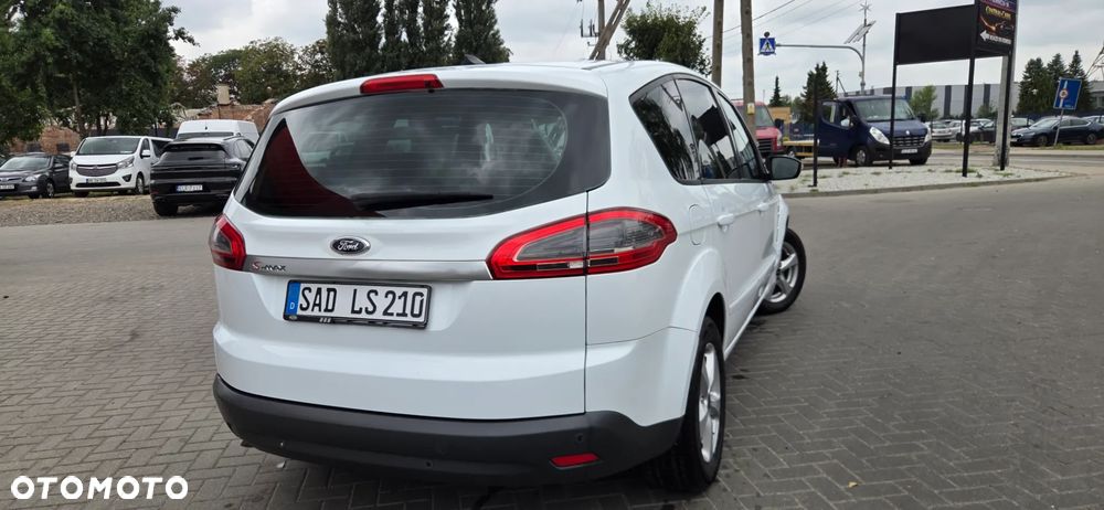 Ford S-Max 2.0 TDCi DPF Business Edition - 13