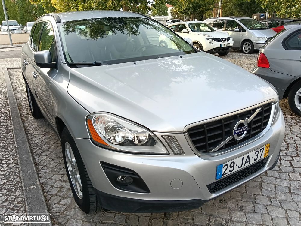 Volvo XC 60 2.4 D Geartronic - 26