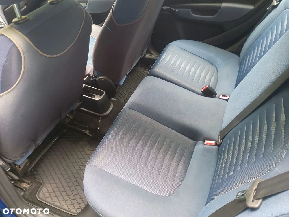 Fiat Grande Punto - 7