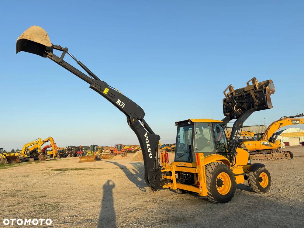 Volvo BL71 - 9