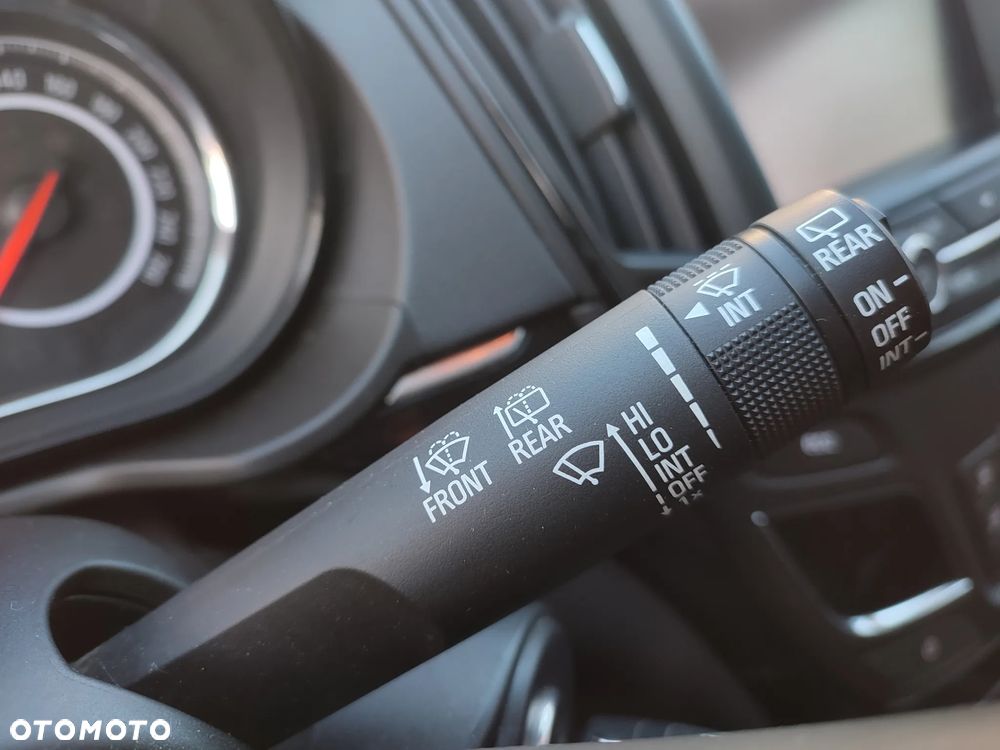 Opel Insignia 1.6 T Cosmo - 29